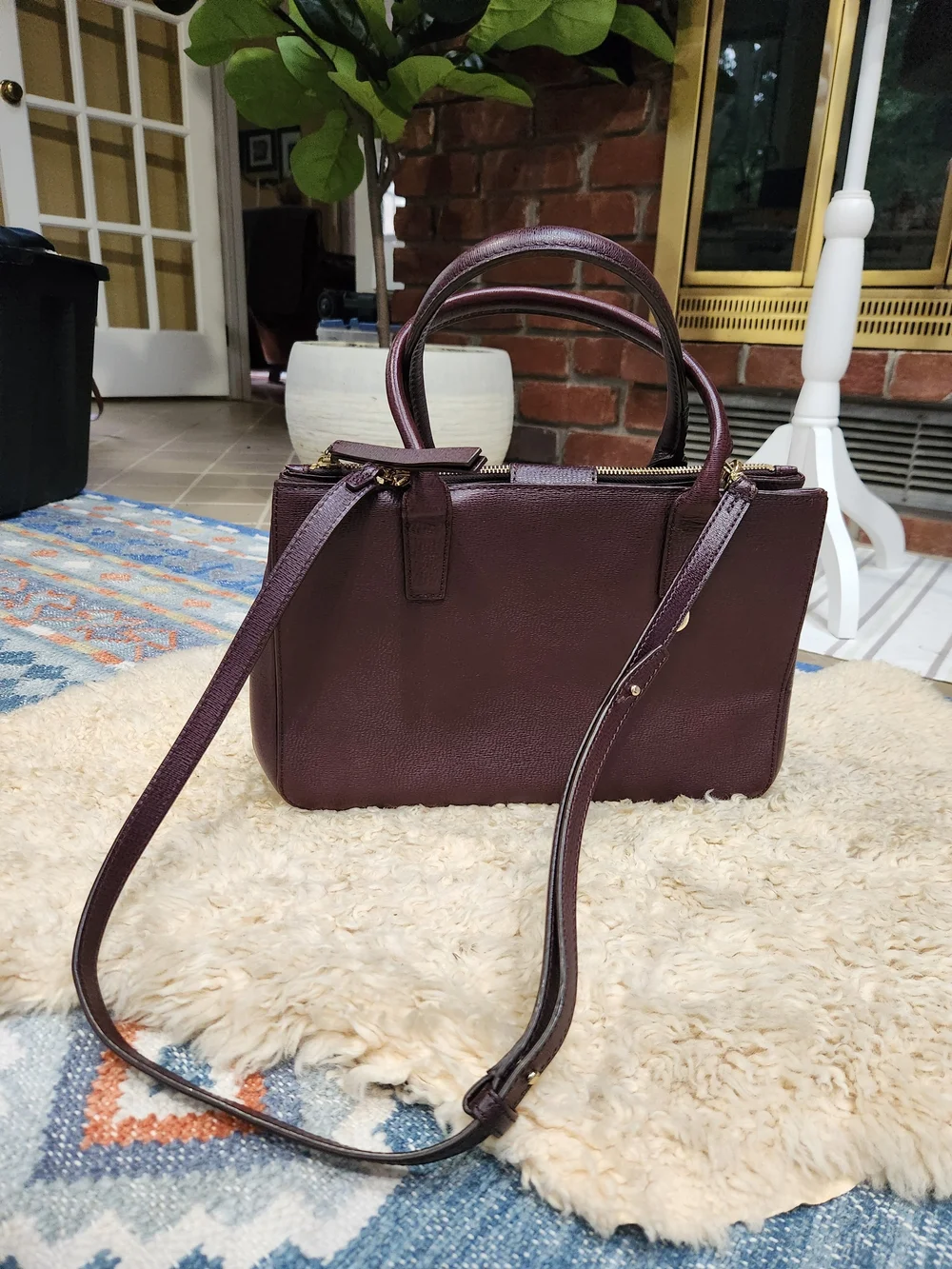 Banana Republic Structured Lady Bag Burgundy Leather Satchel Crossbody EUC